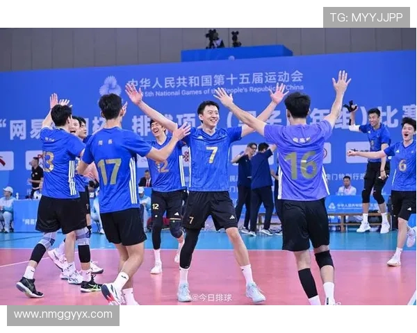 上海排球队团队协作再创新高助力全队向更高目标迈进